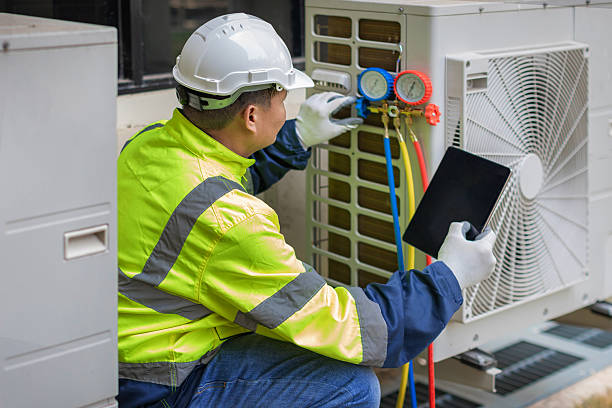 Professional Hvac technician working in Superior, WI